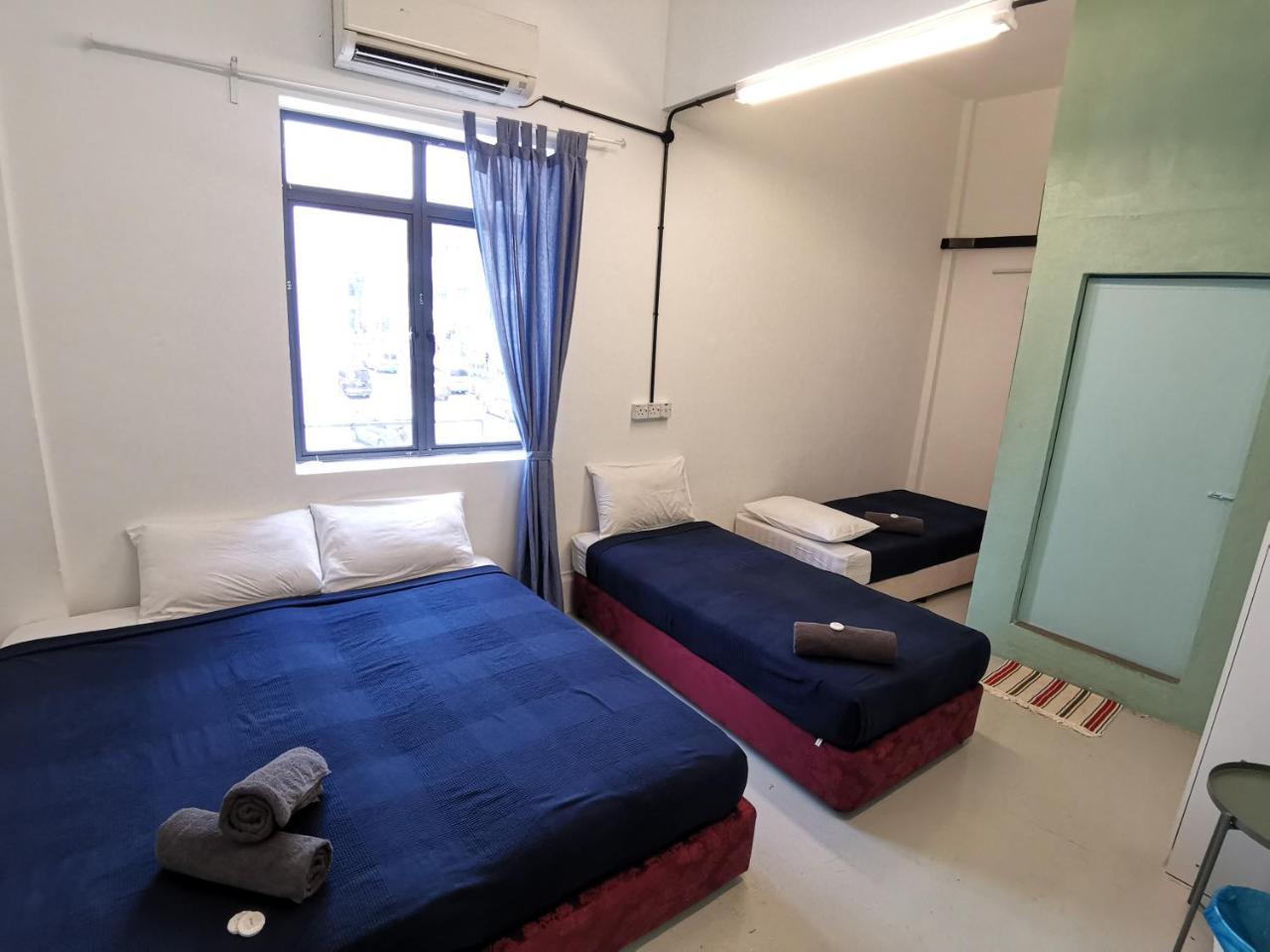 Hawk Hotel & Hostel Kuala Lumpur Extérieur photo