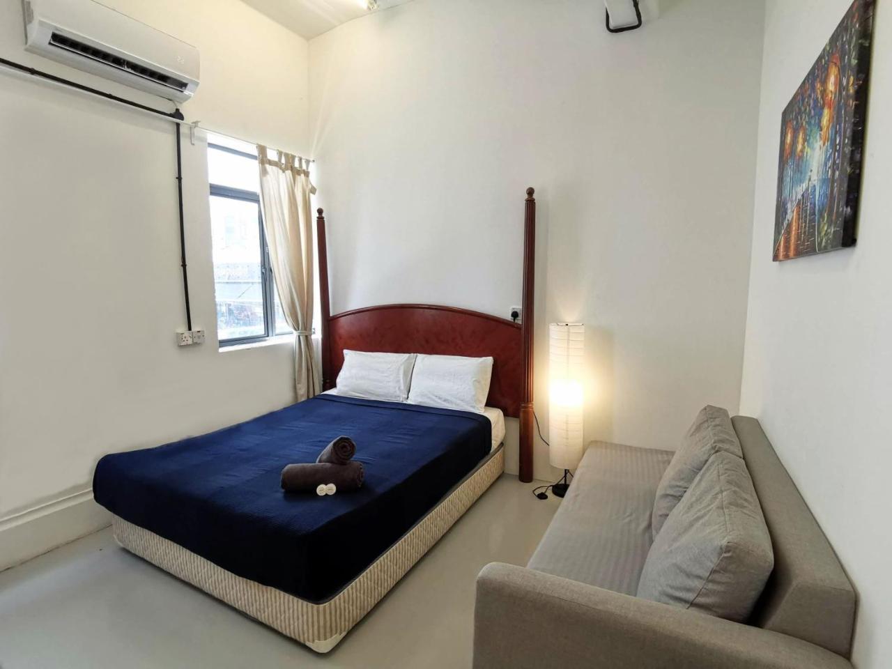 Hawk Hotel & Hostel Kuala Lumpur Extérieur photo